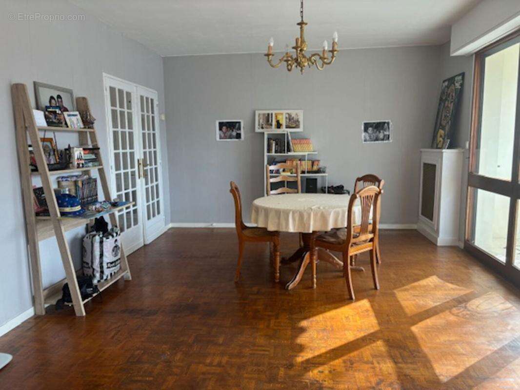 Appartement à LE BOUSCAT