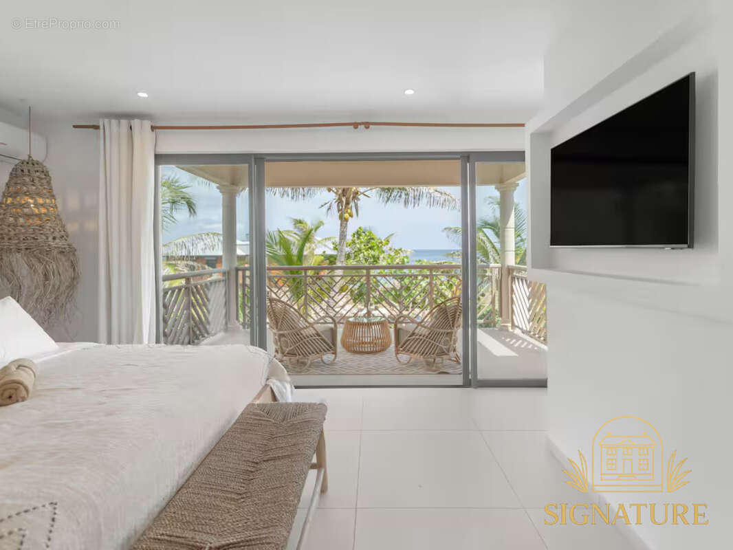 Villa T4 - 112 m2 - Oyster Pond - photo 9