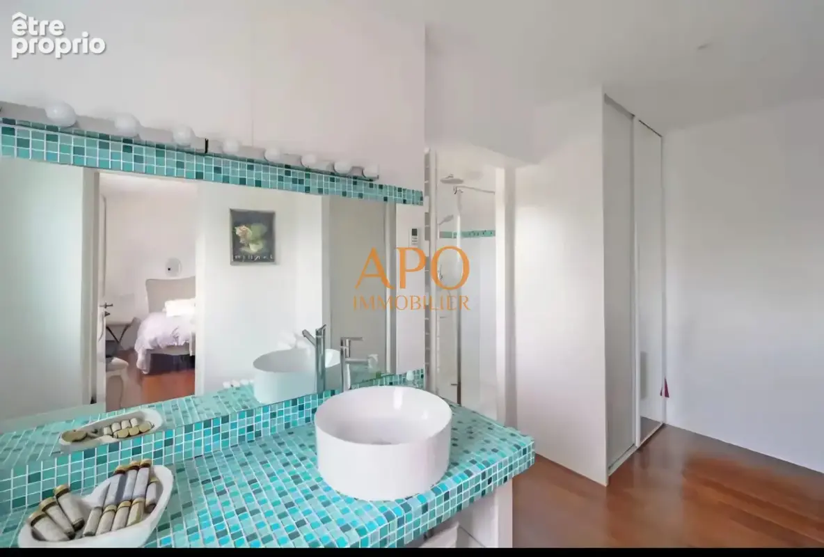 Bastide T9 + 2 villas T3 et T2 sur 6200 m2 de terrain - photo 12
