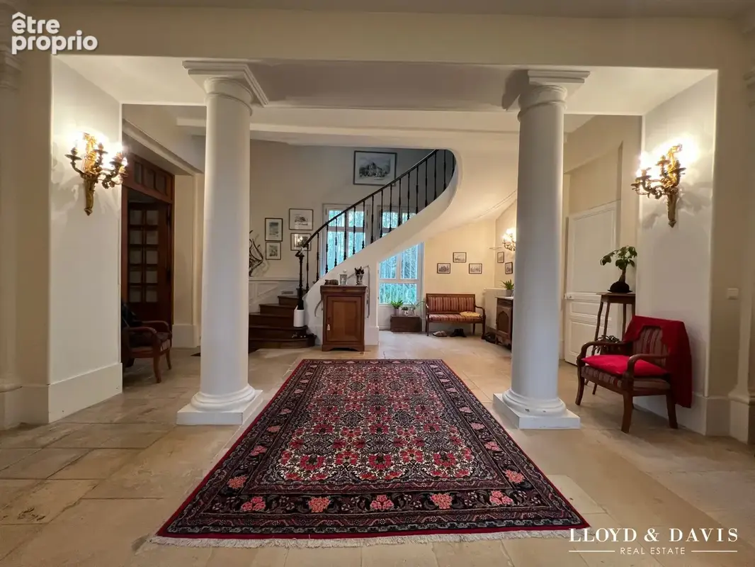Maison 15 pièces 710 m² à vendre à Villers-Cotterets (02600) - photo 4
