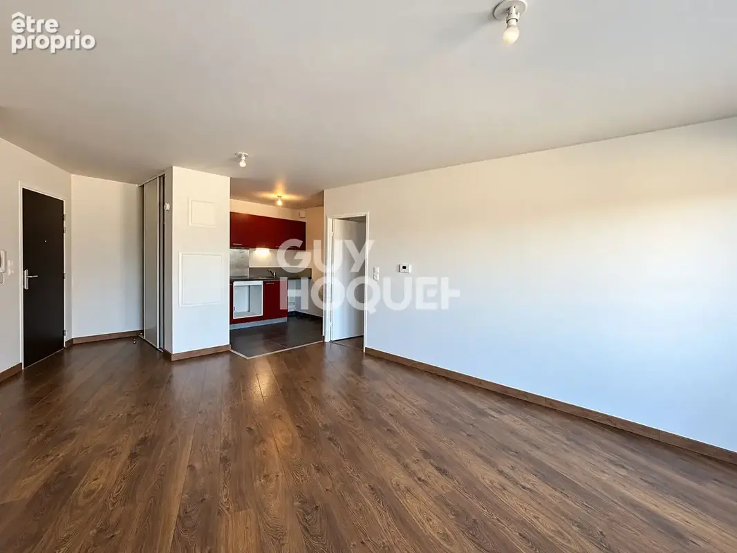 Appartement - 3 pieces - tramway - photo 2