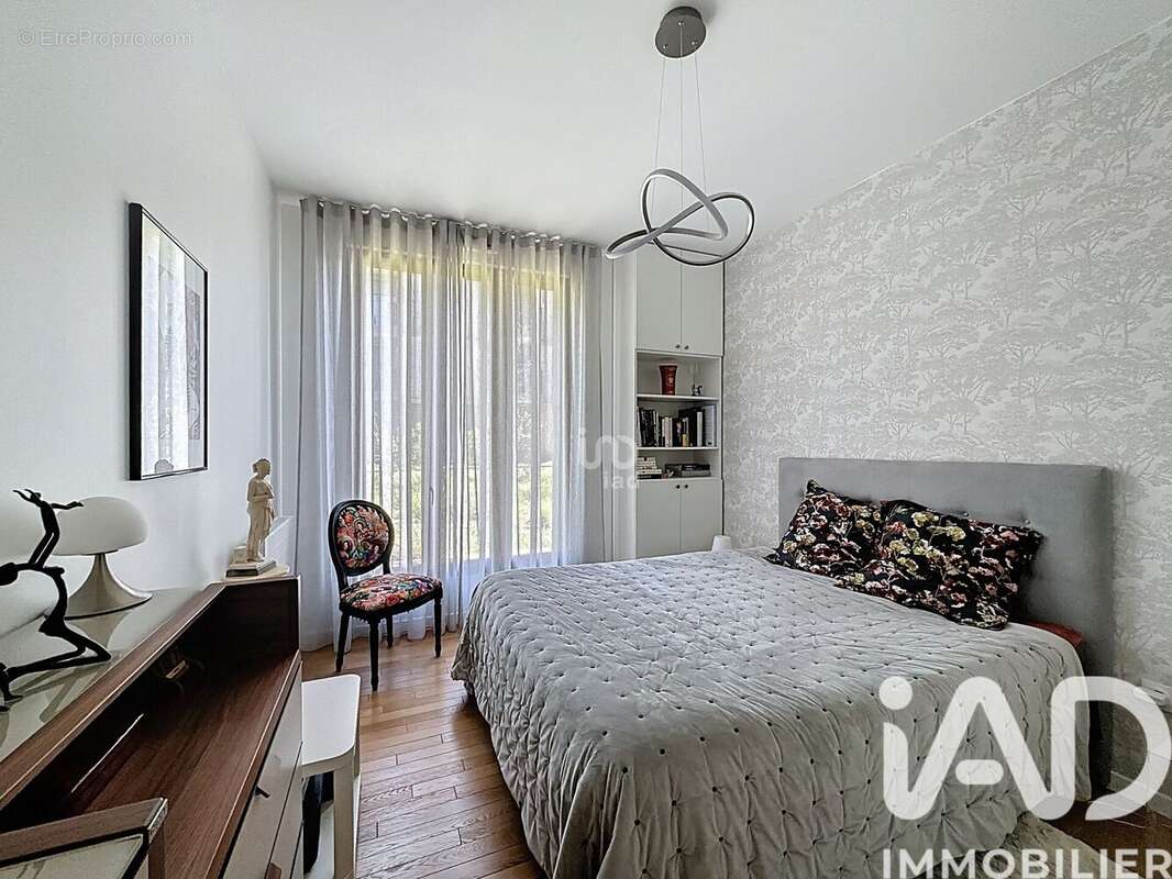 Appartement 74 m² à Le Vesinet  - photo 7