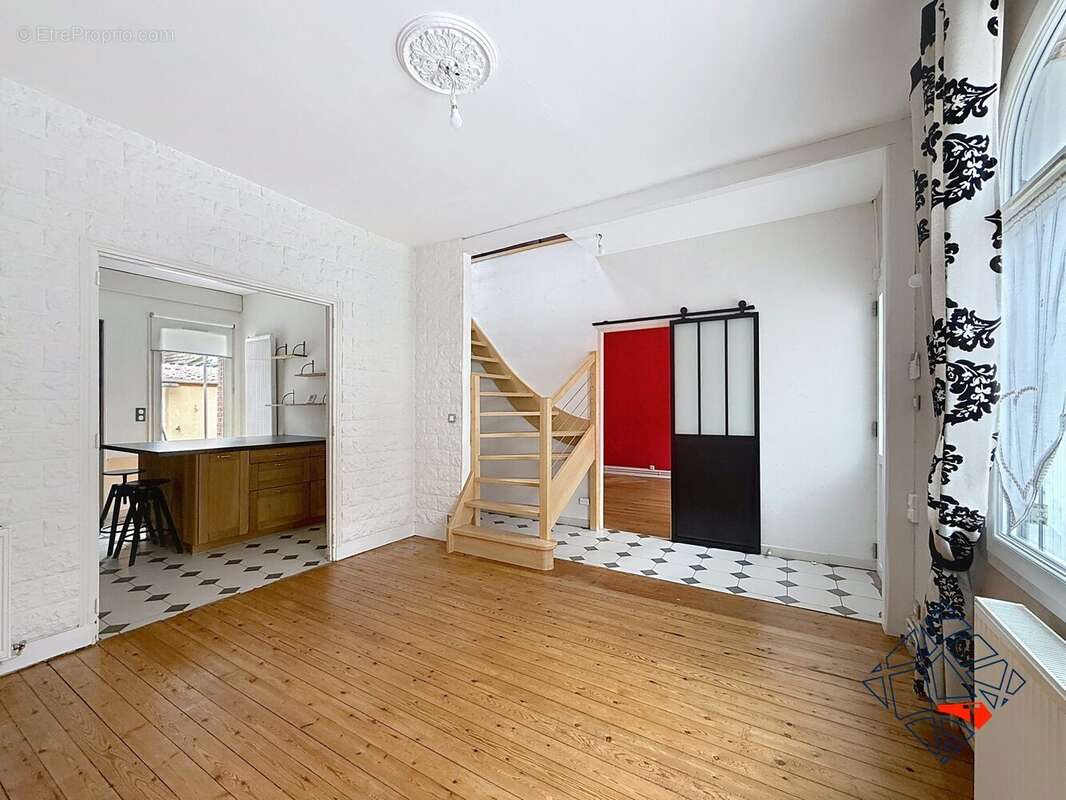 Maison à SOTTEVILLE-LES-ROUEN