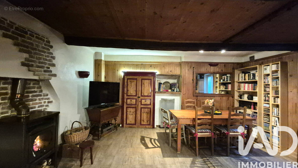 Photo 1 - Maison à ROQUESTERON