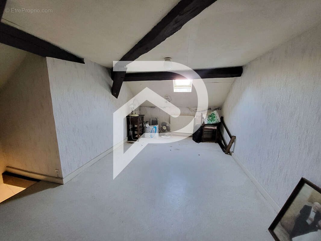 Maison à BAR-SUR-AUBE