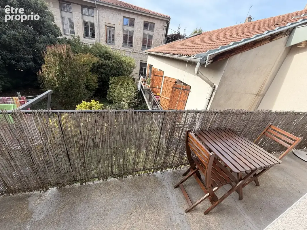 T6 avec 4 chambres, grand balcon donnant sur jardin au calme - photo 11