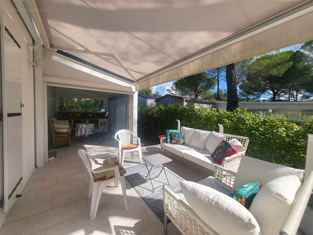 Maison à FREJUS