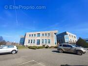 Autre à SAINT-QUENTIN-FALLAVIER