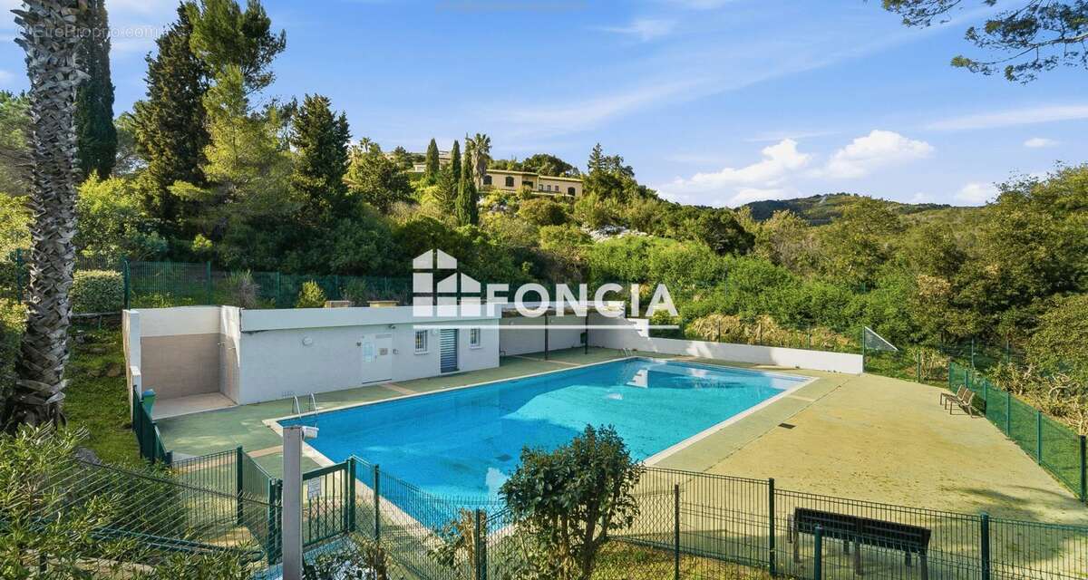 Appartement à MANDELIEU-LA-NAPOULE