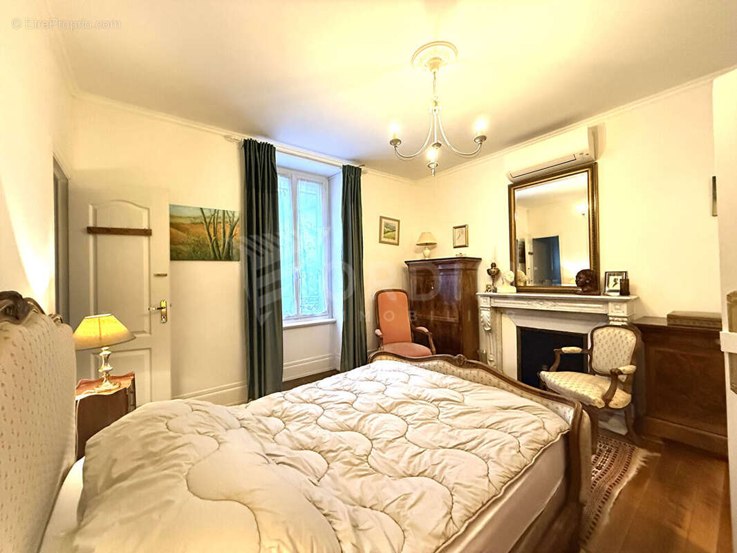 Maison à COSNE-COURS-SUR-LOIRE