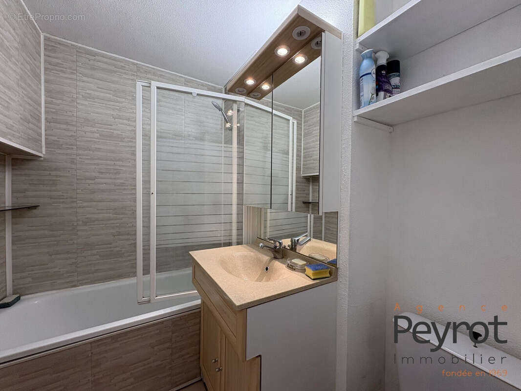 Appartement à FONT-ROMEU-ODEILLO-VIA