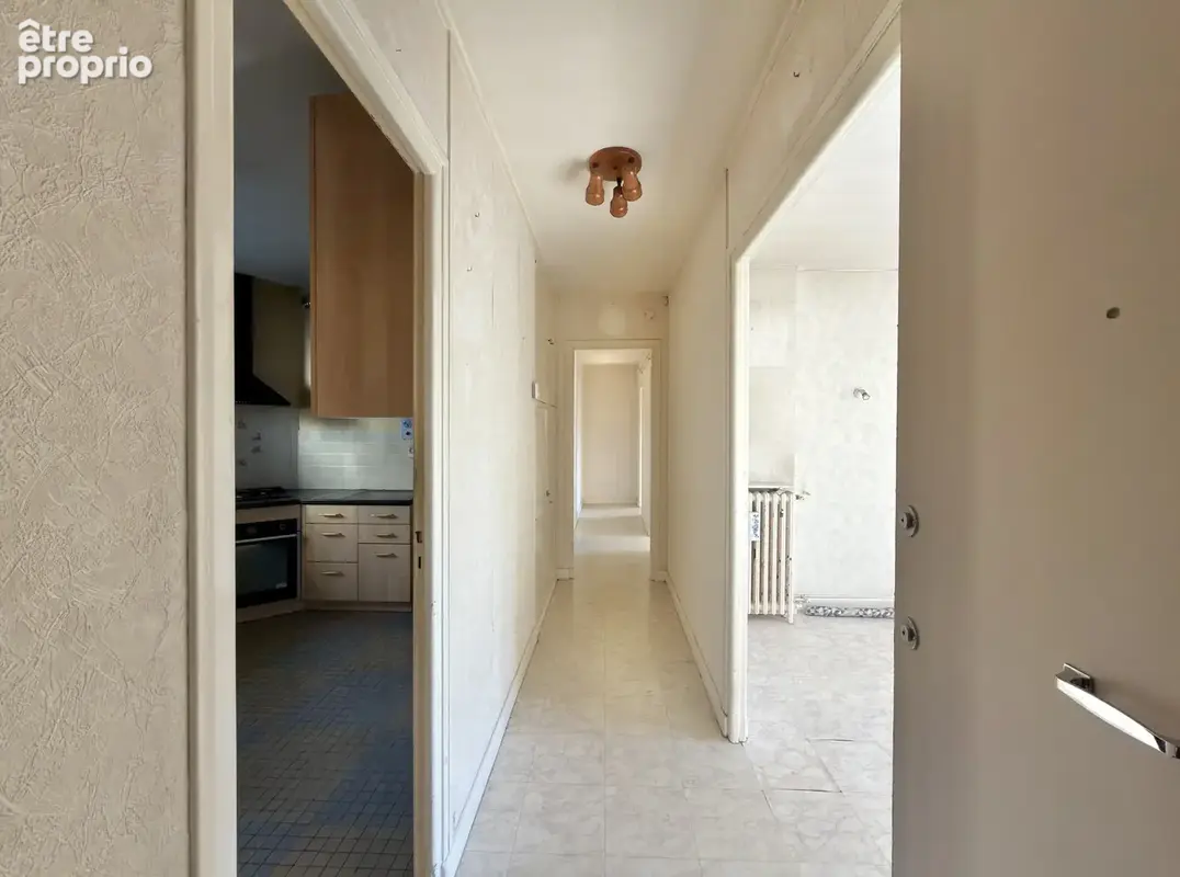 ARTEM, BELLE OPPORTUNITEE A SAISIR un appartement à rénové de 3 pièces très lumineux de 77,70 m2, situé au 1-e - photo 13