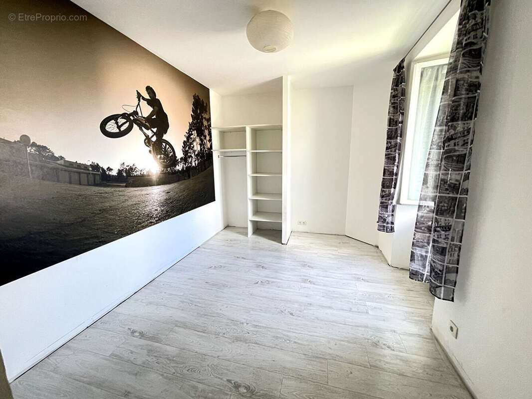 Maison familiale avec fort potentiel 152 m² sur terrain de 1 526 m²  Saint-Juéry - photo 8