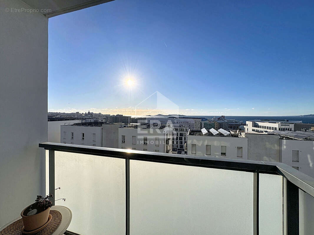 Appartement à MARSEILLE-3E