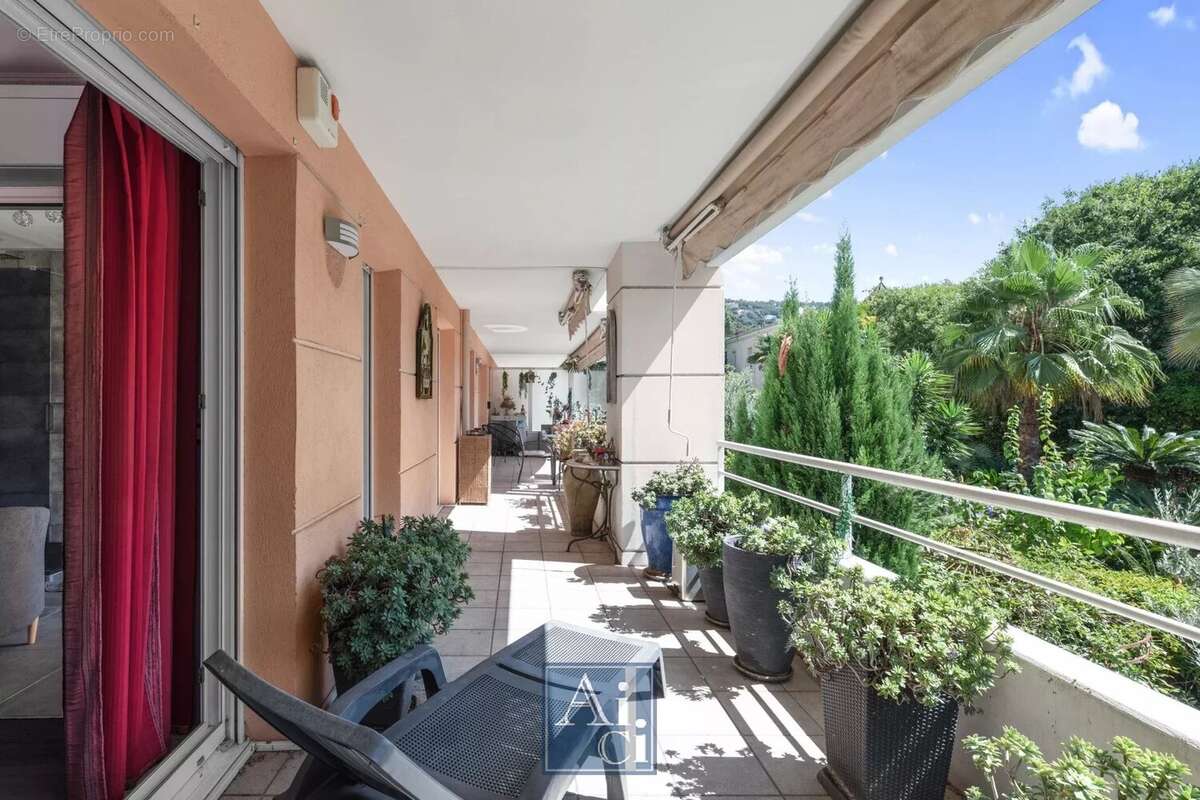 Cannes Centre Appartement 4 pièces Terrasse - photo 9
