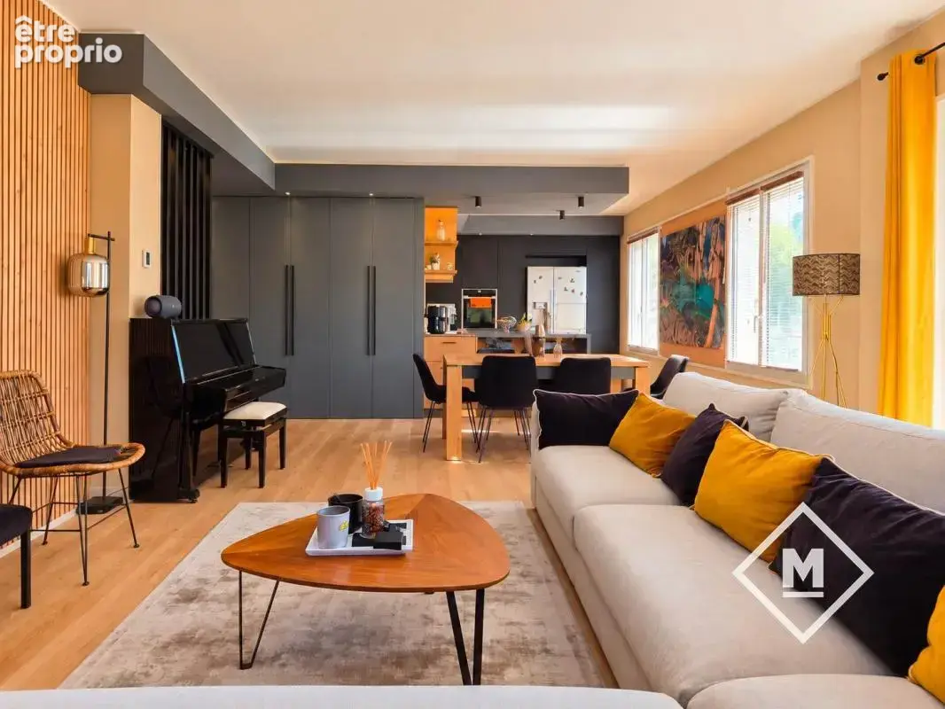 Marseille 7ᵉ – roucas blanc  appartement rénové avec balcon - photo 4