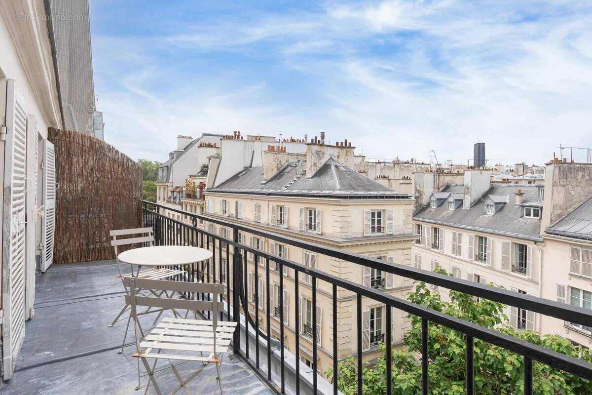 Appartement à PARIS-6E