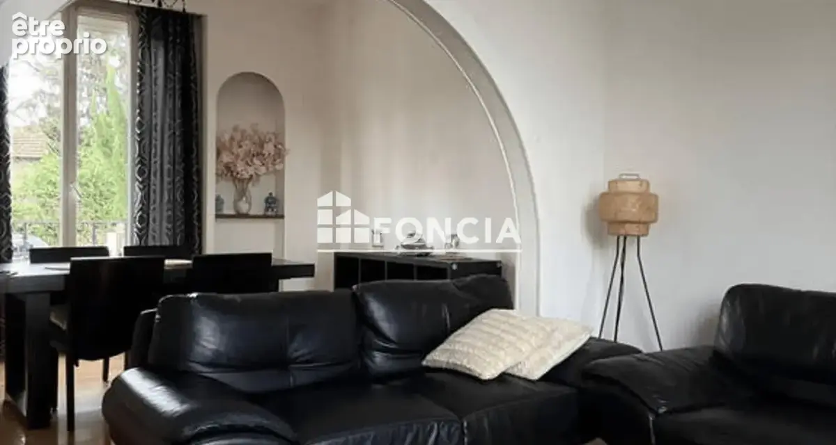 Charme et authenticité pour ce pavillon de 3 chambres ,niché dans un quartier résidentiel avec une vue exceptionnelle - photo 5