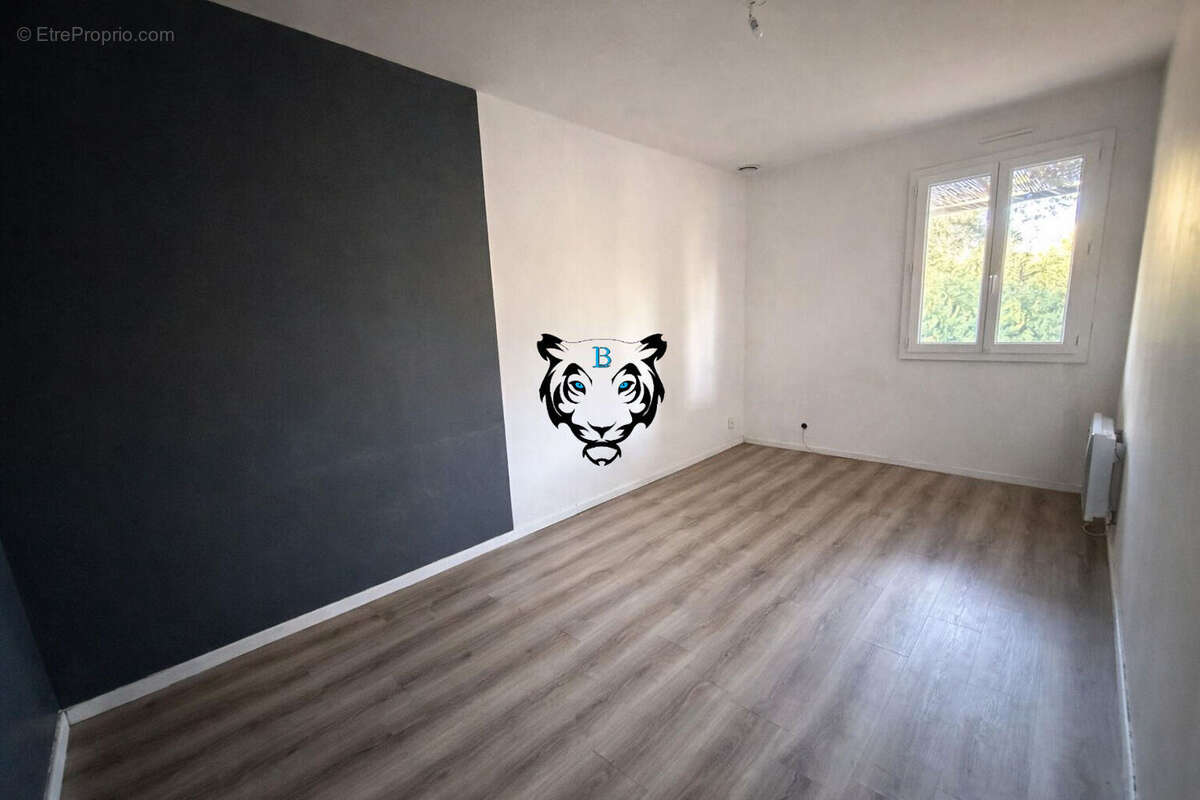 Maison à ROQUEBRUNE-SUR-ARGENS