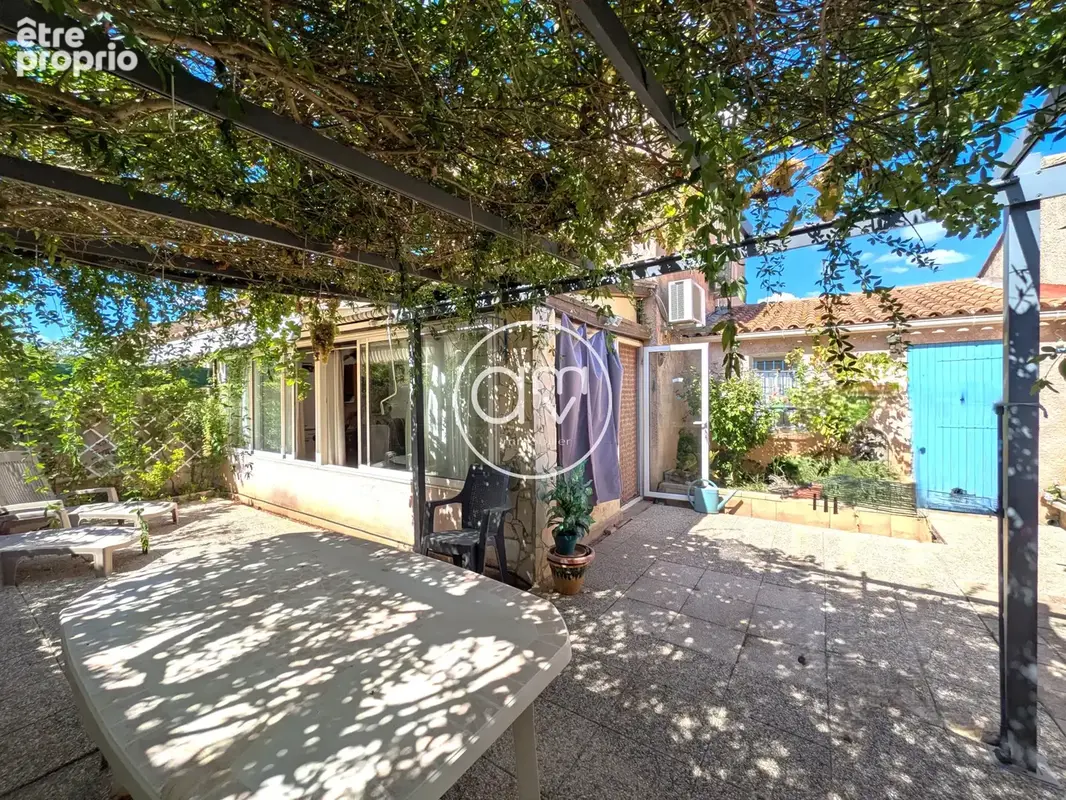 Maison à LA LONDE-LES-MAURES