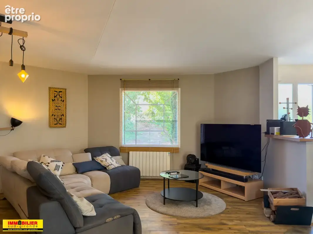 Maison de plain-pied avec piscine chauffée, au calme sur 2 500 m2 face aux bois - photo 10