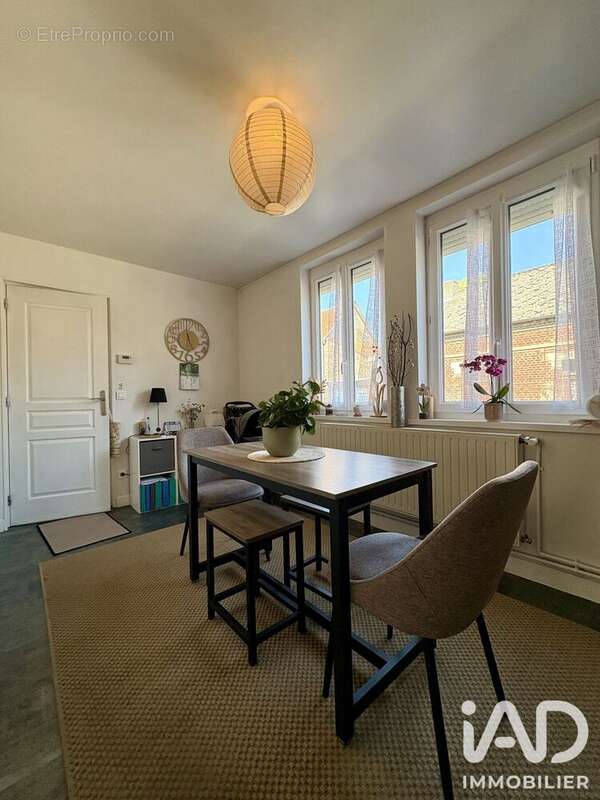 Maison 80 m² à Saint-Pol-Sur-Ternoise  - photo 2