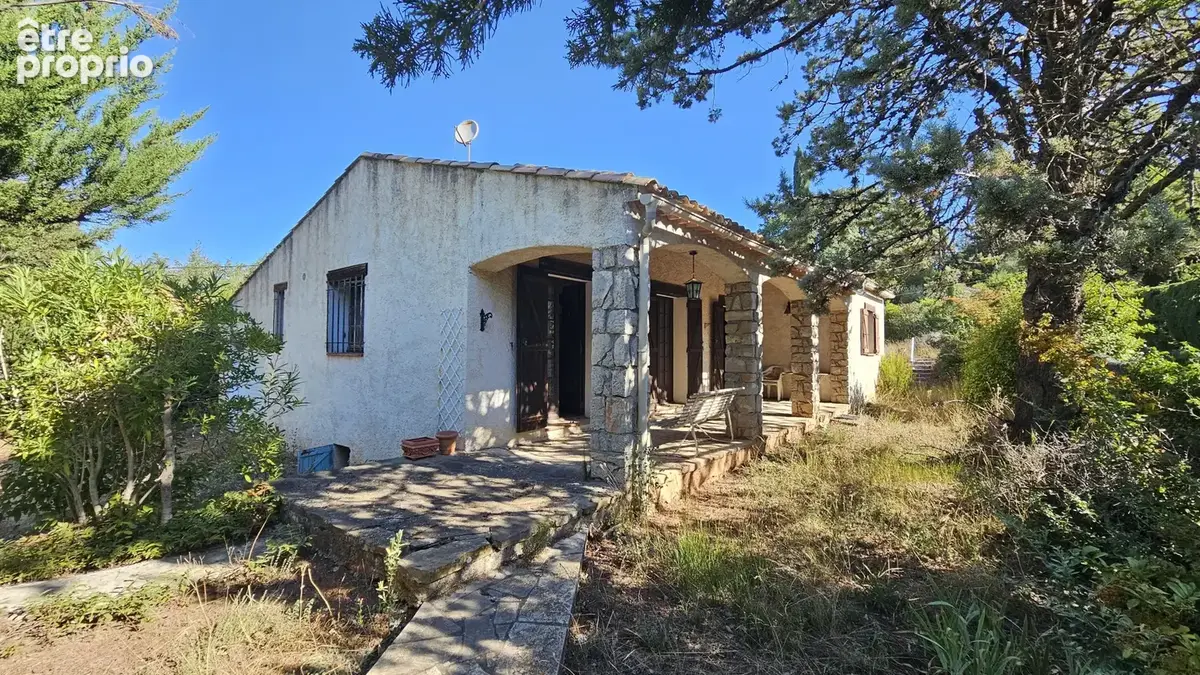 Villa a renover - 70m2 garage 22m2 et terrain 1300m2 - photo 2
