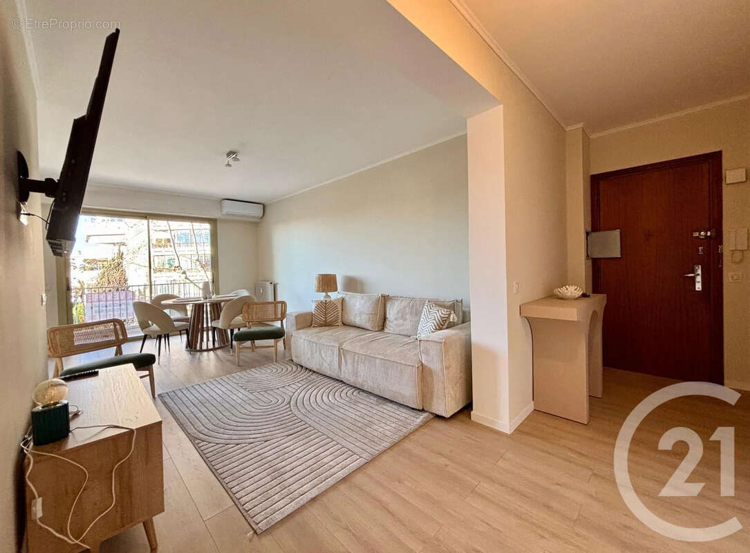 Appartement à LE CANNET