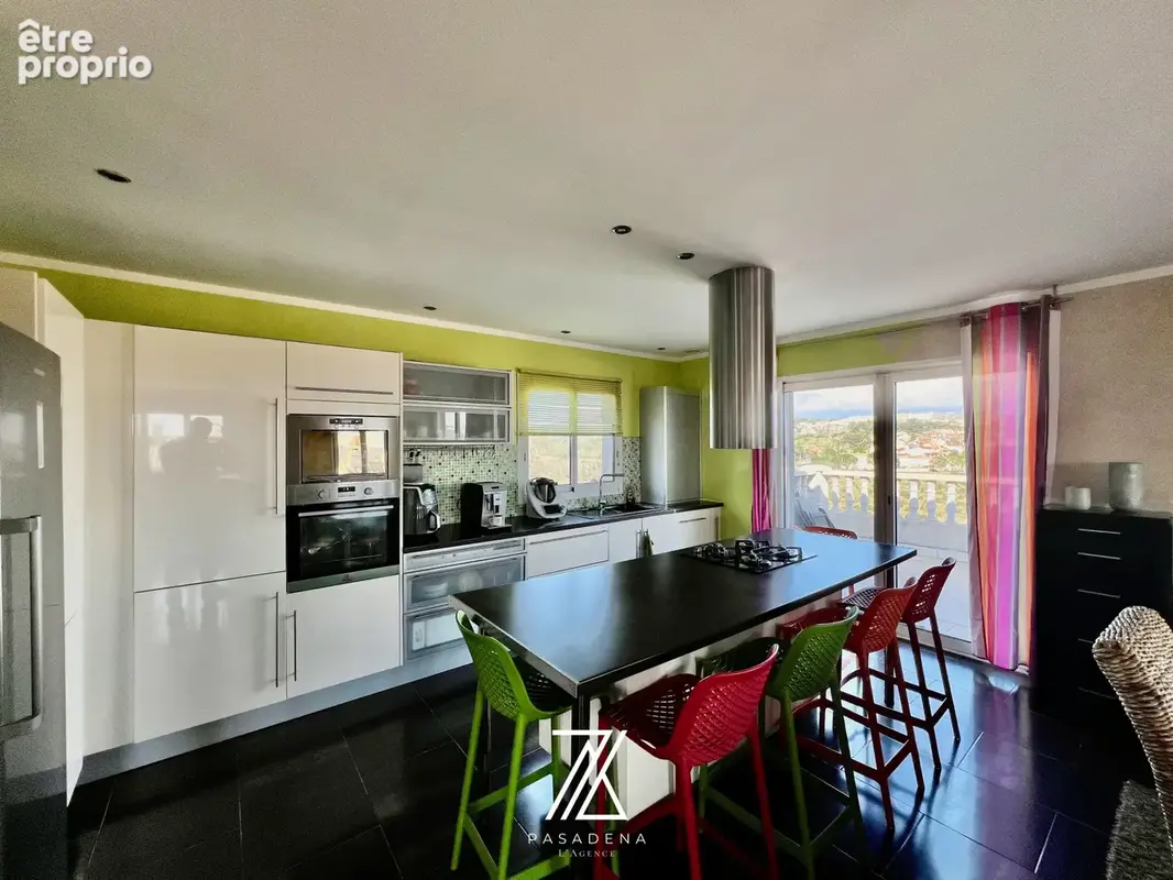 Vente Villa / Maison T5 Contemporaine avec Piscine et Triple Terrasse   Juvignac / Montpellier - photo 3