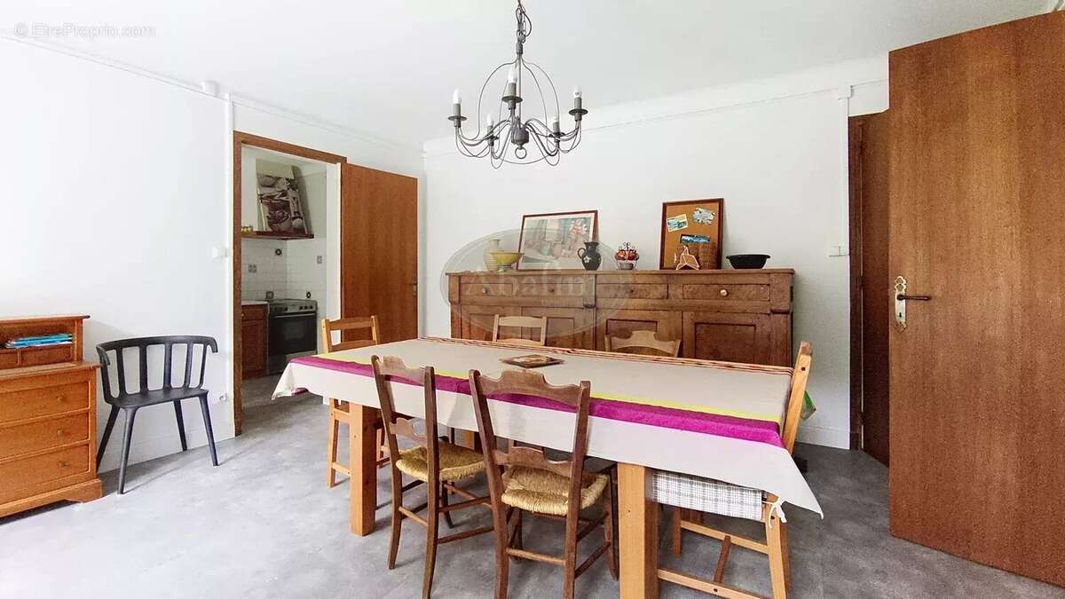 Maison à SARRANCOLIN