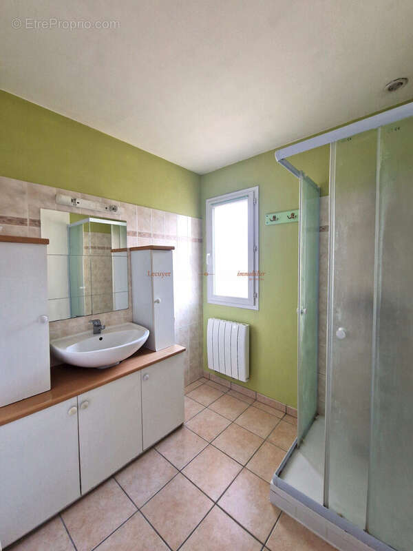 Appartement à REZE