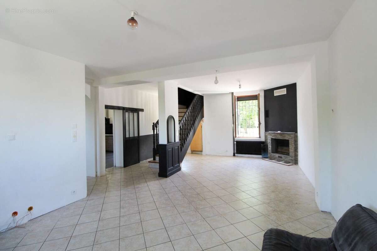 Photo 7 - Maison à MONTCEAU-LES-MINES