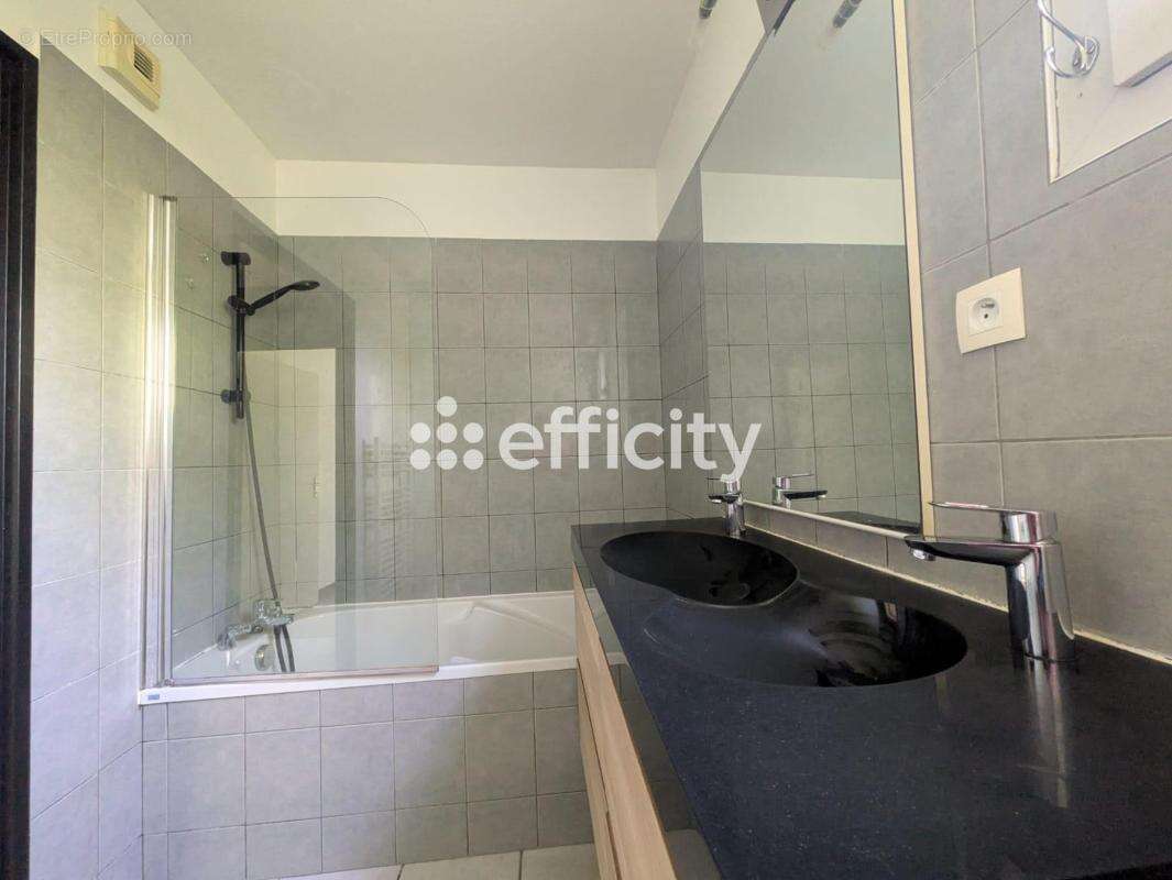 Appartement à GRESY-SUR-AIX
