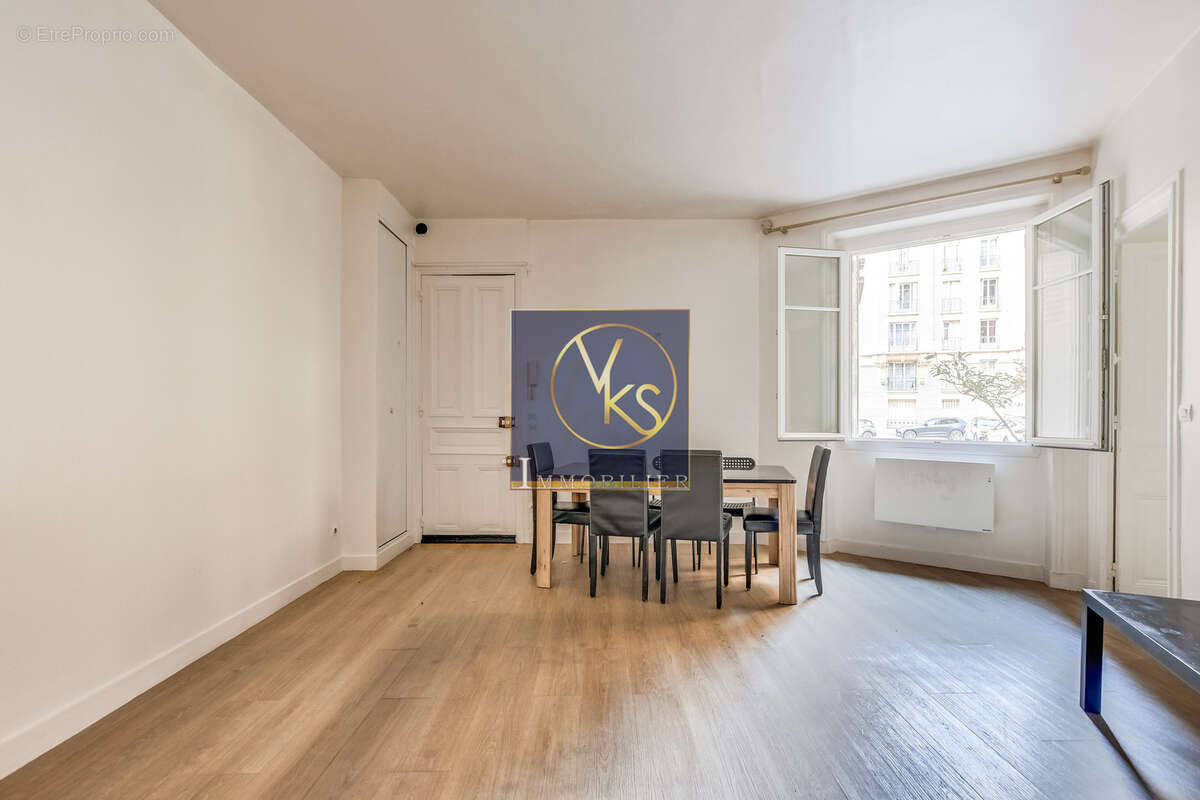 Appartement à PARIS-15E