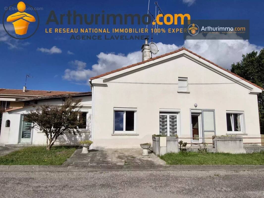 Maison à LAROQUE-D&#039;OLMES