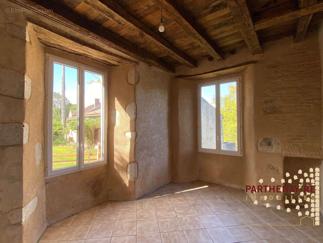 Maison à LA PEYRATTE