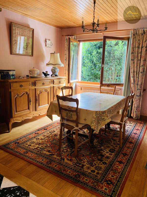 Maison à CHEROY