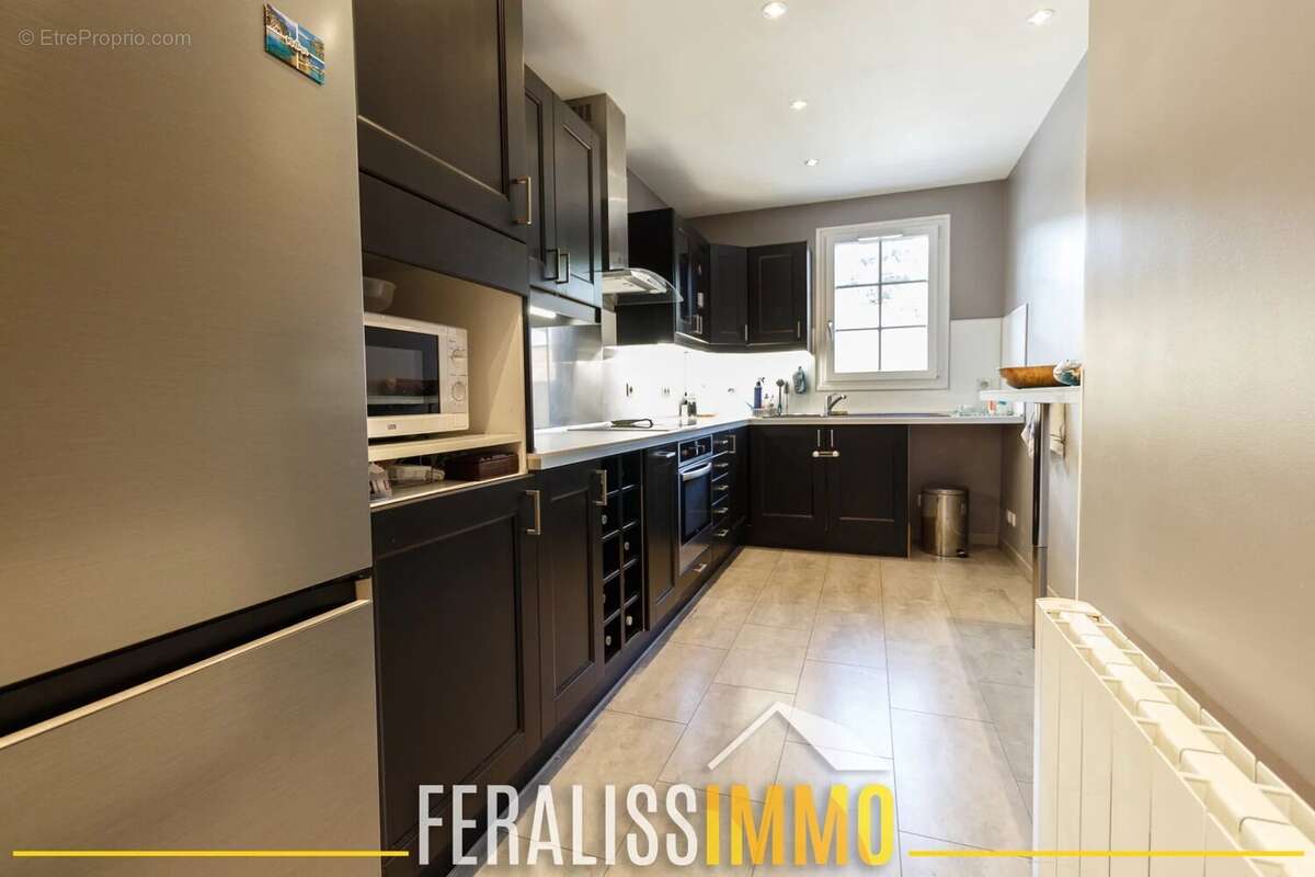 Appartement à VAUX-SUR-SEINE