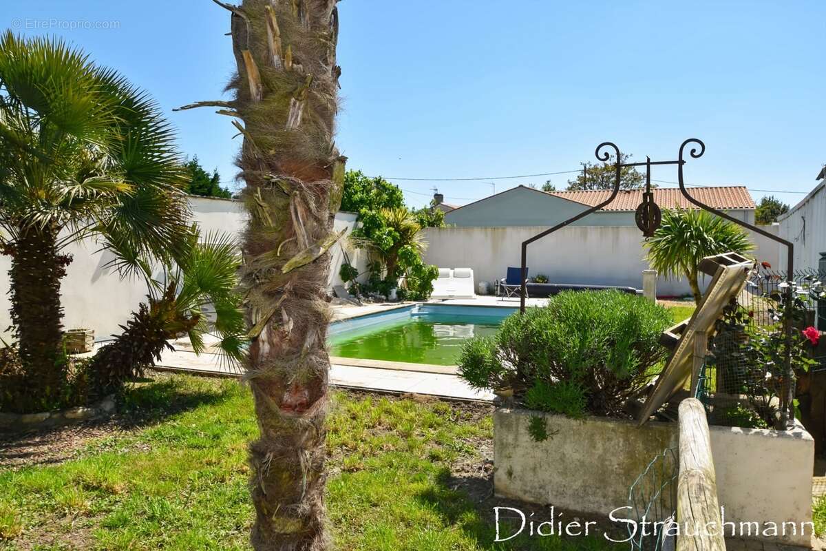 Maison à vendre 7 pièces proche de AIGREFEUILLE D'AUNIS (17) - photo 4