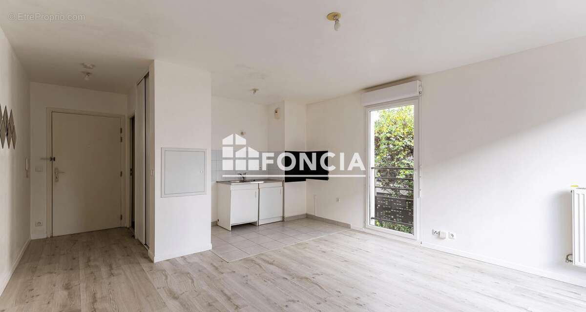 Appartement à POMPONNE