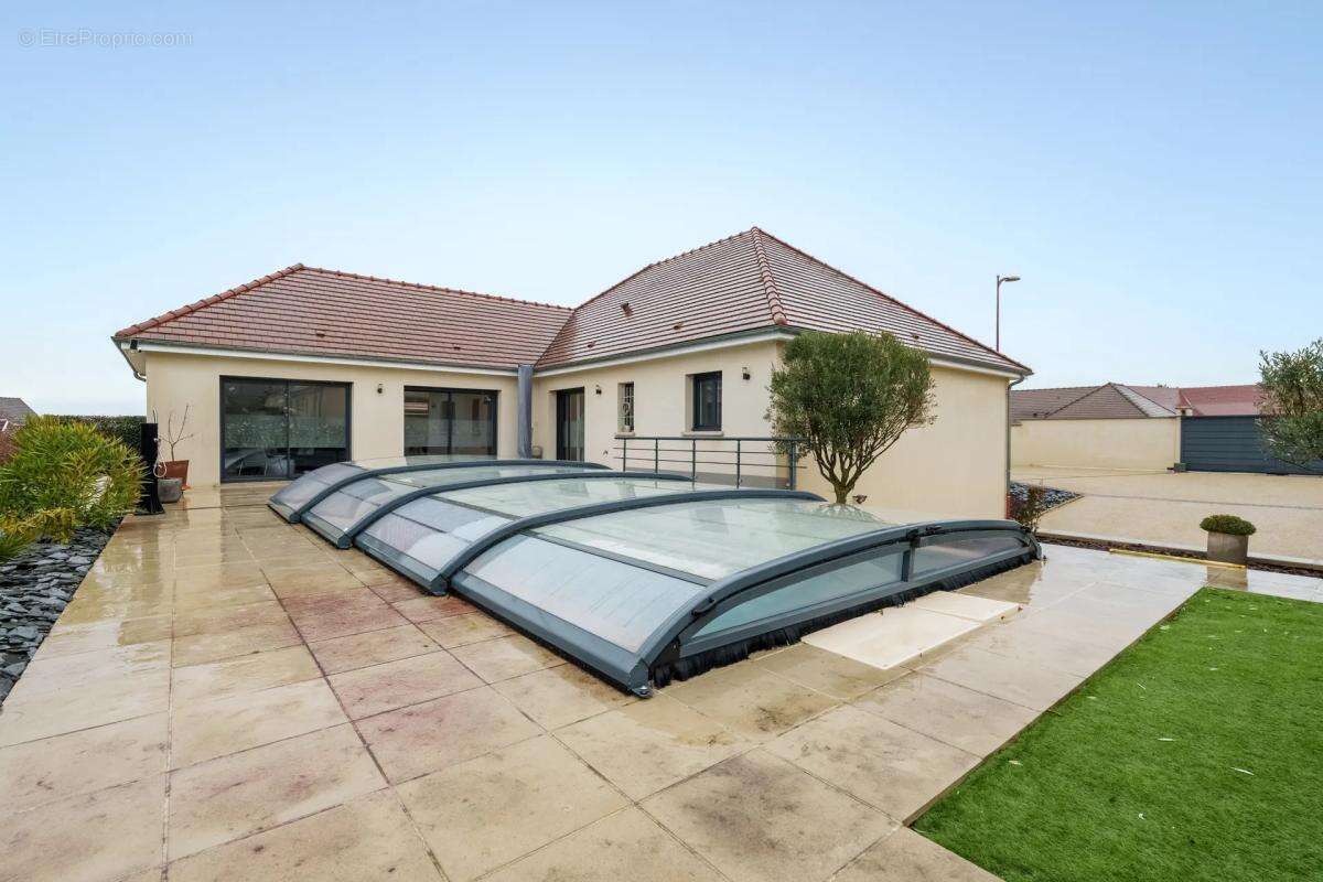 Maison à CRENEY-PRES-TROYES