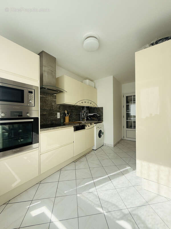 Appartement à OULLINS