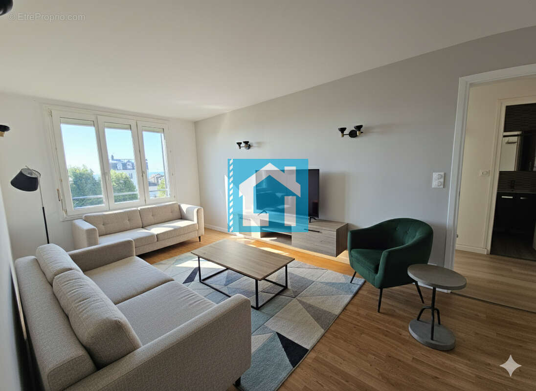 Appartement à DONVILLE-LES-BAINS