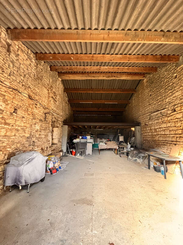 Maison à CORME-ROYAL