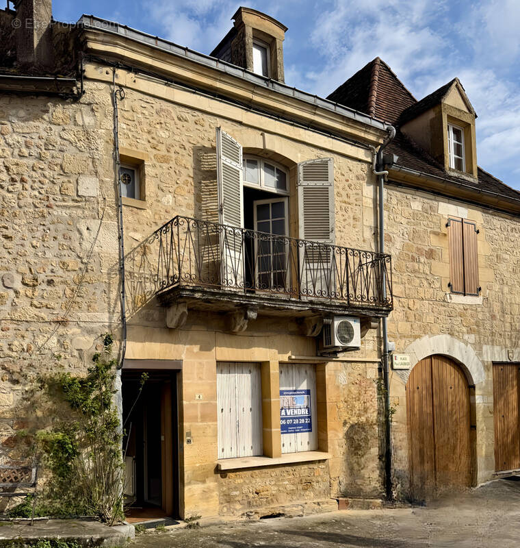 Maison à SAINT-CYPRIEN