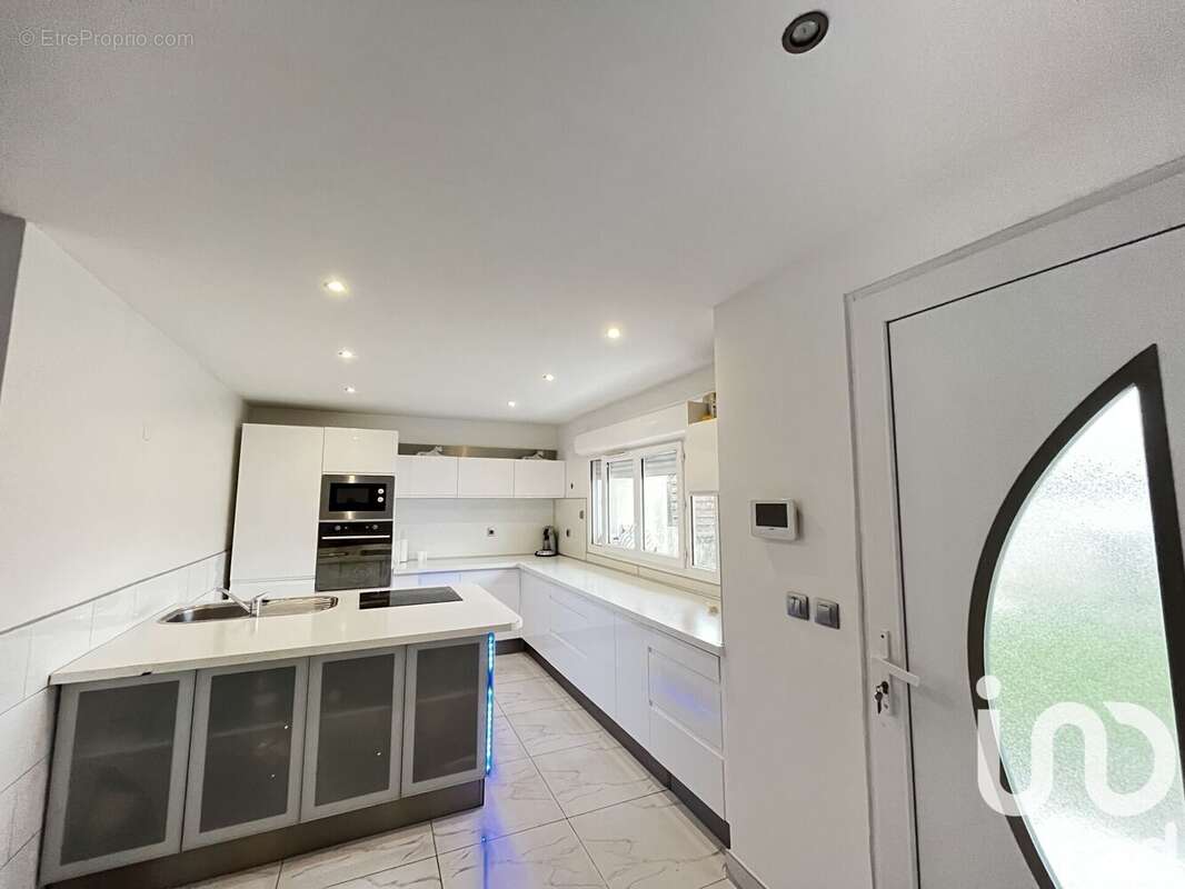 Photo 8 - Maison à LORMONT