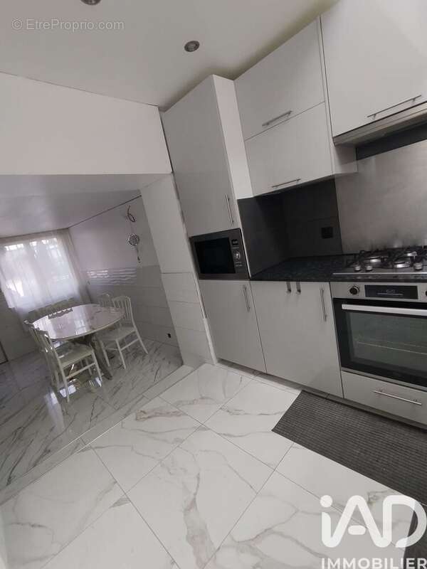 Photo 2 - Maison à CORBEIL-ESSONNES