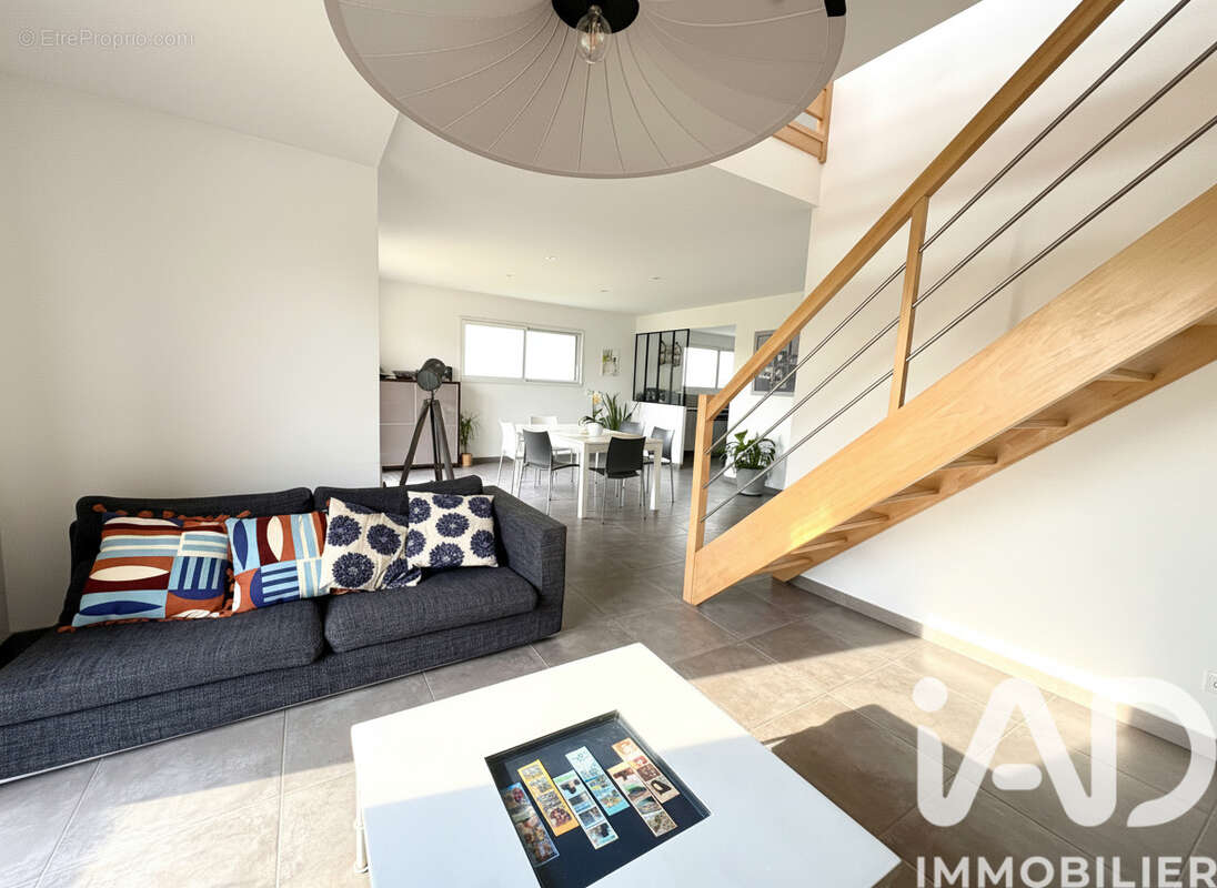 Photo 3 - Maison à CHEVAIGNE