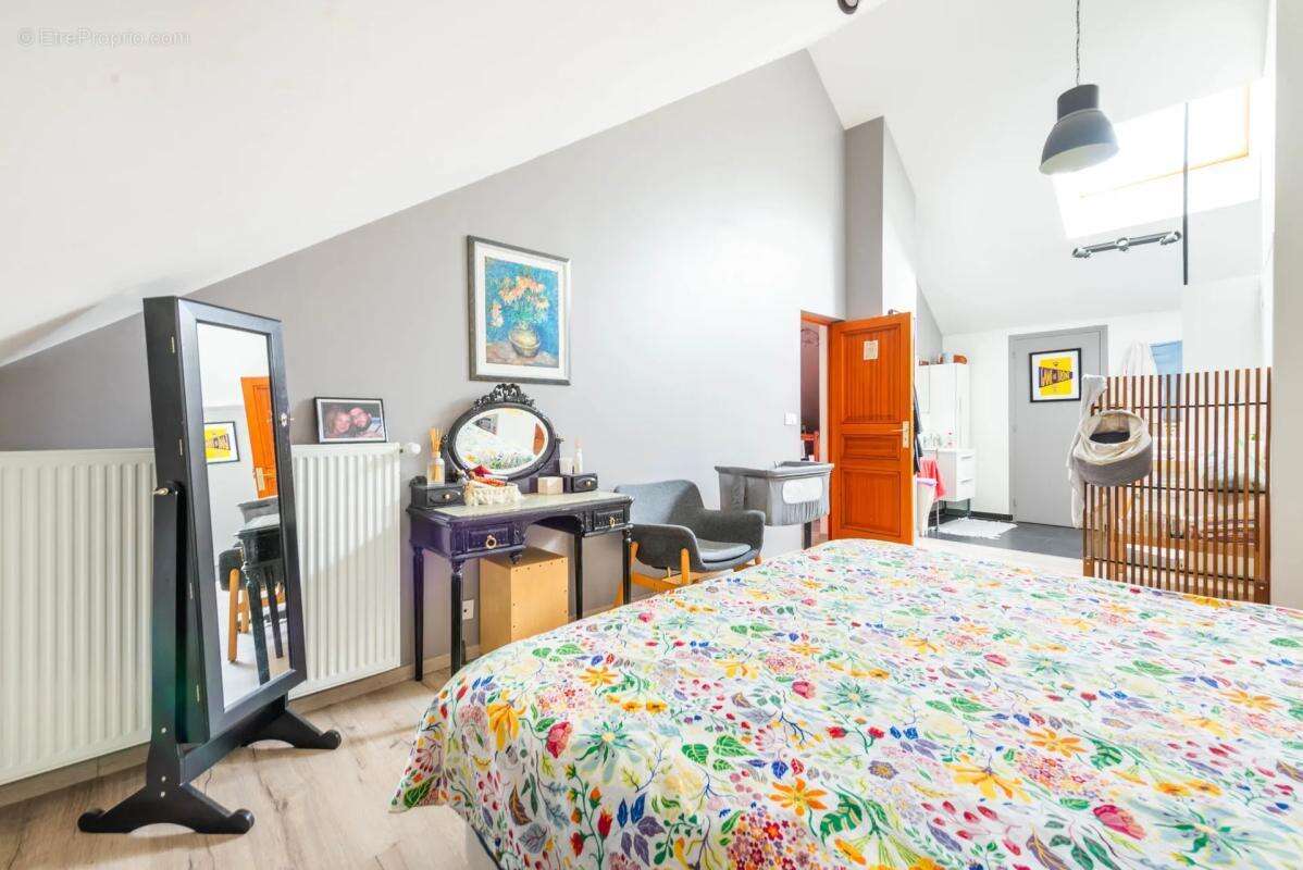 Maison à LIVRY-GARGAN