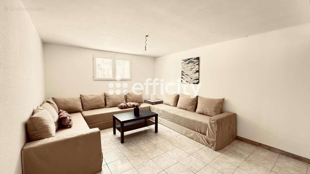 Maison à PONT-SAINT-ESPRIT